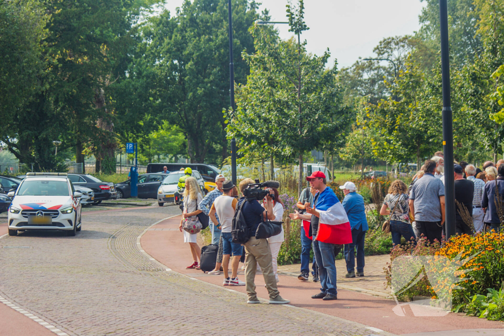 Doetinchemse complotdenker trekt veel demonstranten naar rechtbank