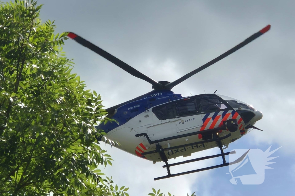 Politiehelikopter en Forensische Opsporing houden oefening