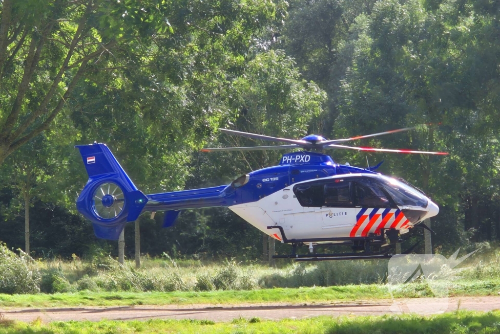 Politiehelikopter en Forensische Opsporing houden oefening