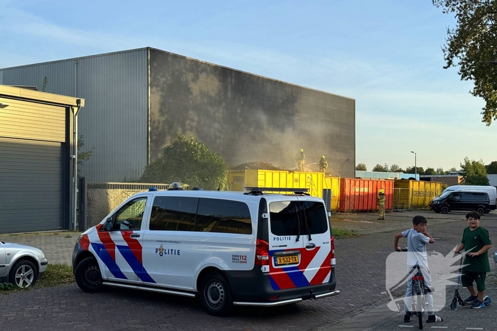 Vuilcontainers in brand, brandstichting niet uitgesloten