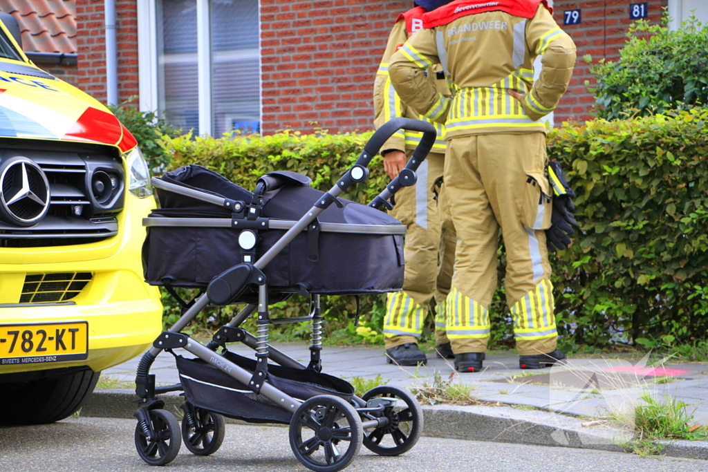 Hulpdiensten controleren woning op gevaarlijke gassen