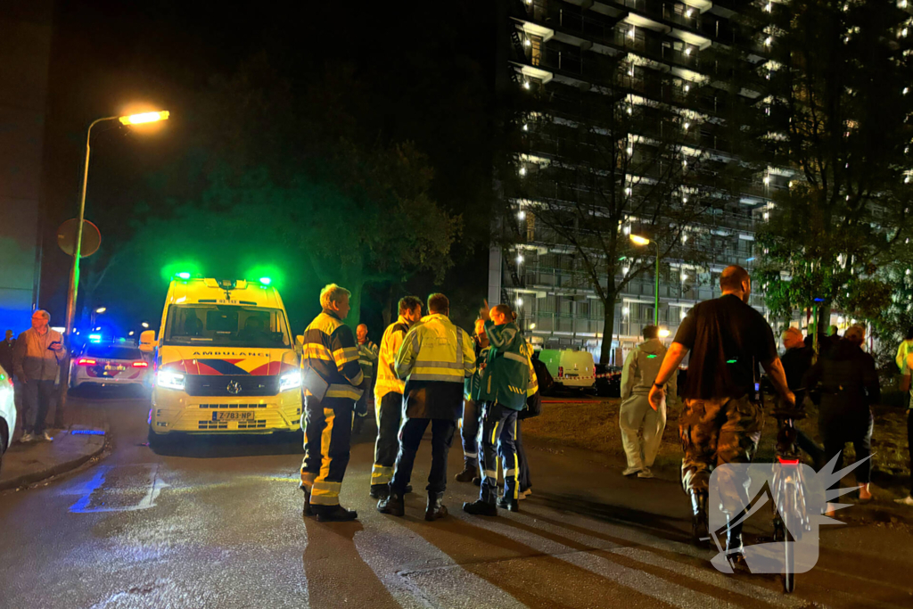 Gewonde bij grote uitslaande flatbrand