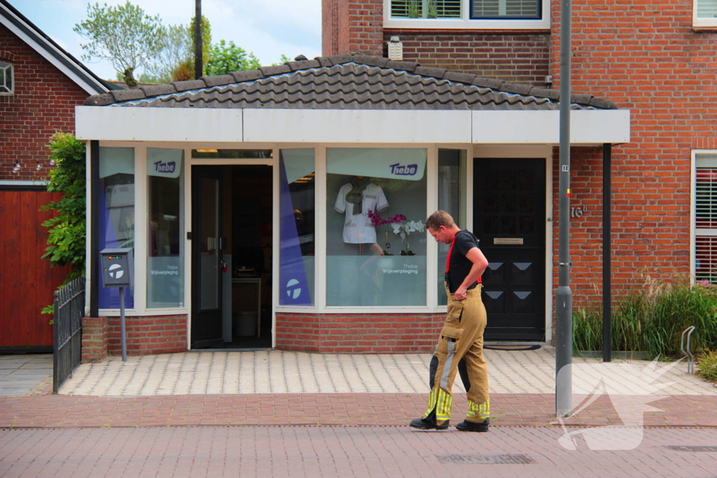 Straat afgesloten wegens gaslucht bij ketel