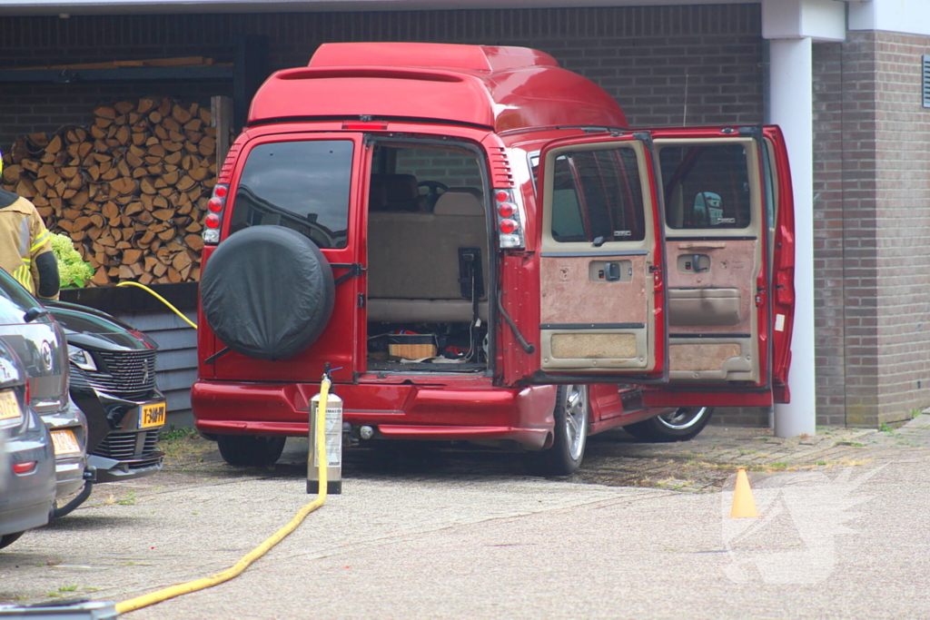 LPG bus gecontroleerd na melding gaslekkage