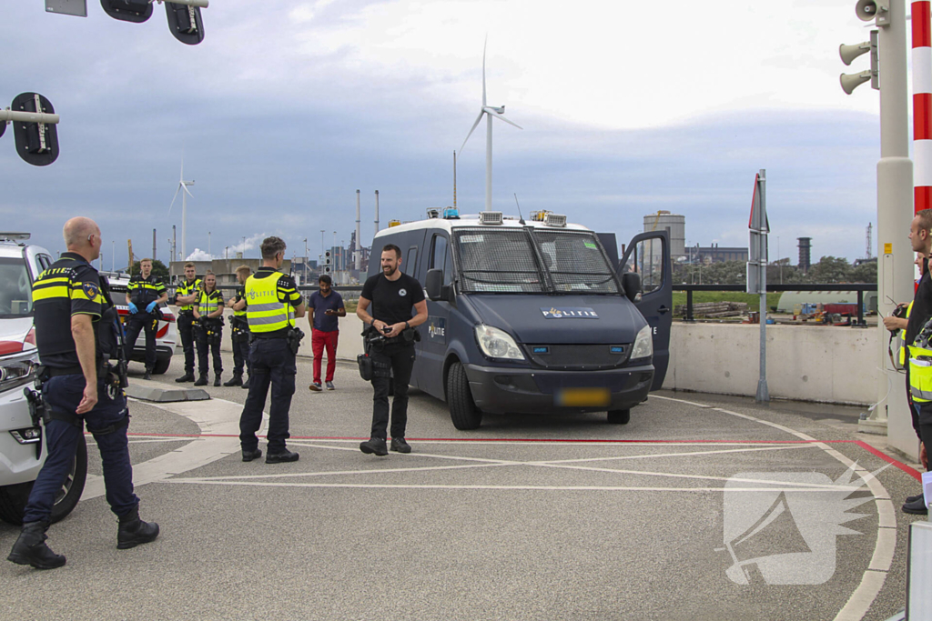 Demonstranten blokkeren opnieuw Zeesluis