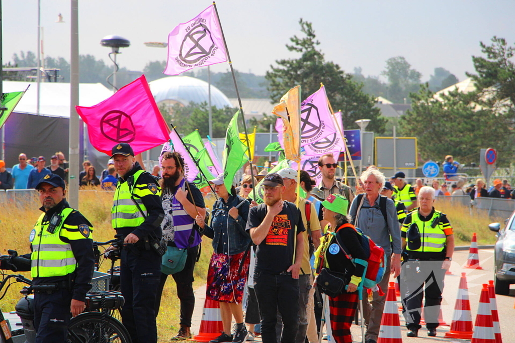 Extinction Rebellion demonstreerd bij Dutch grandprix