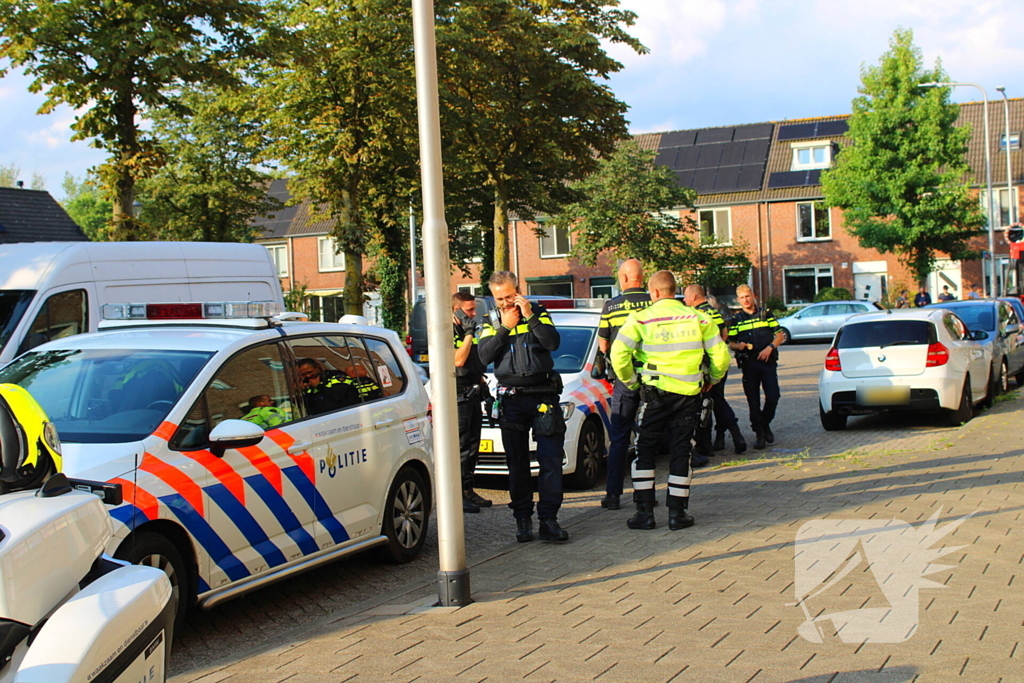 Persoon aangehouden na melding overval in woning