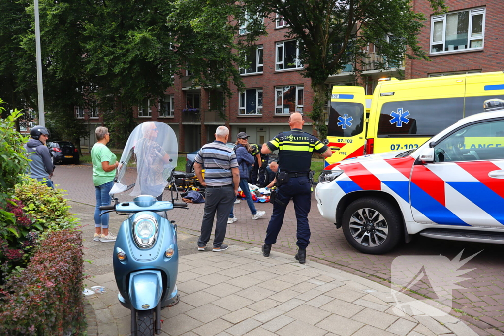 Scooterrijder gewond bij botsing met automobilist