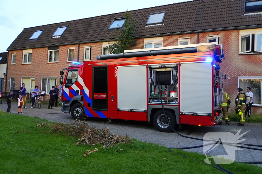 Accu van ebike vat vlam in keuken