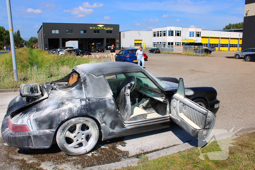 Porsche door brand verwoest