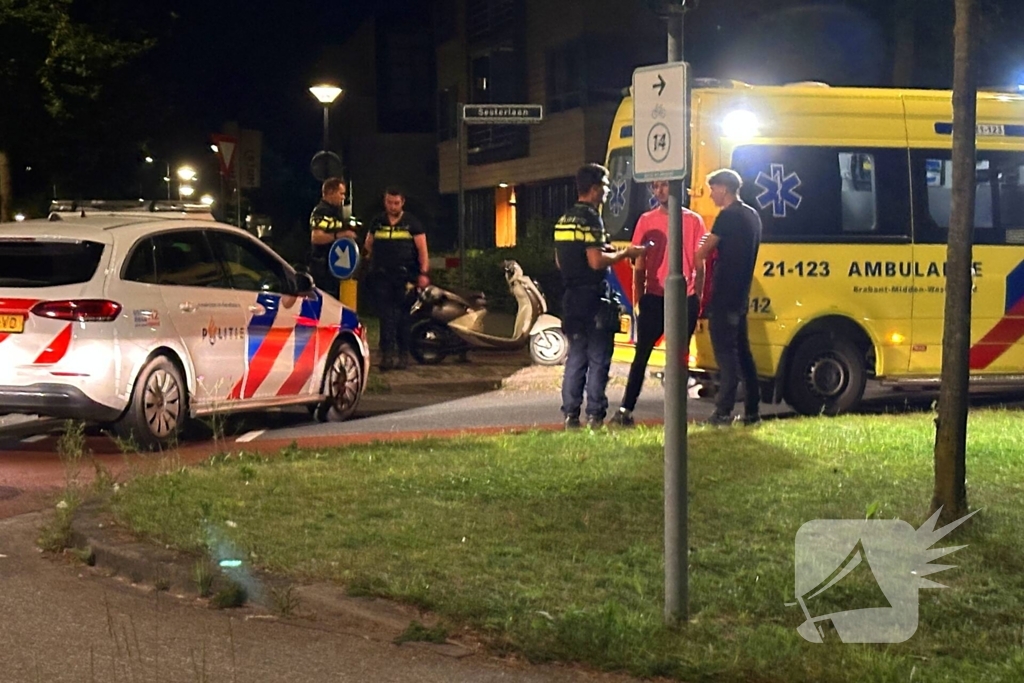 Botsing tussen auto en scooter