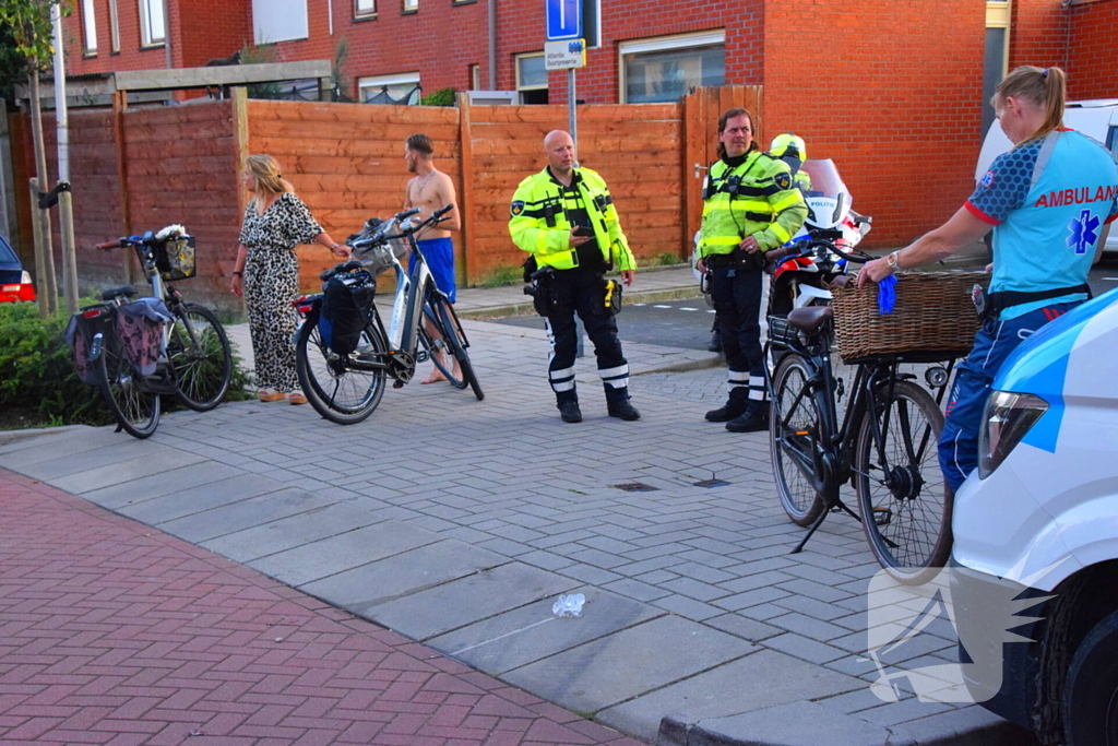 Twee fietsers ten val na botsing