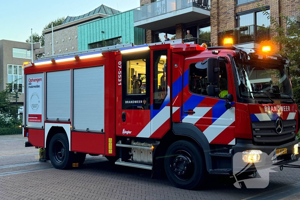 Afvalzak in brand gestoken op bankje