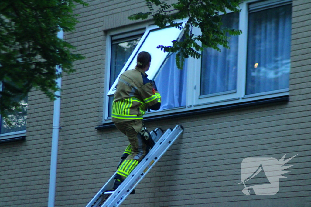 Patiënt in woning niet bereikbaar, brandweer schiet te hulp