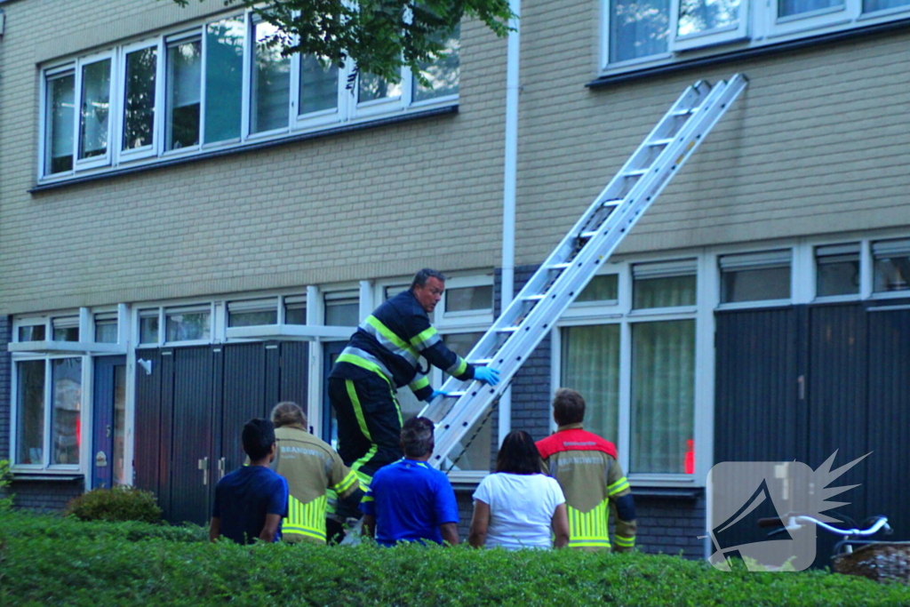 Patiënt in woning niet bereikbaar, brandweer schiet te hulp