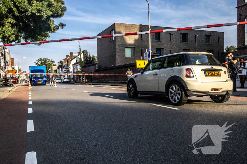 Persoon gewond bij botsing met auto