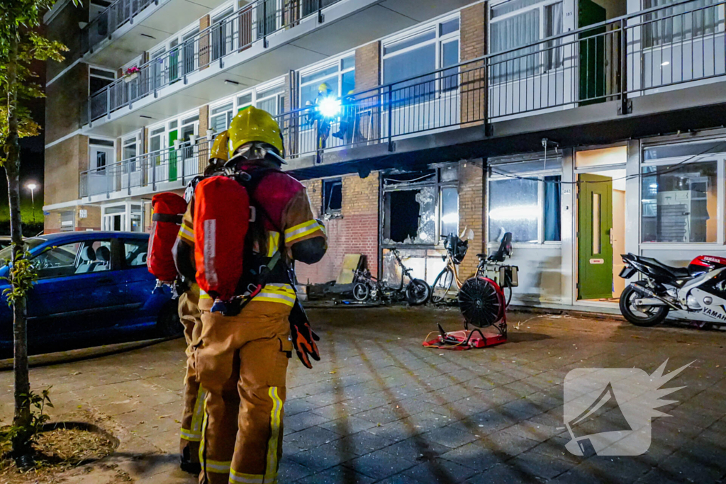 Fatbike vat vlam en verwoest woning