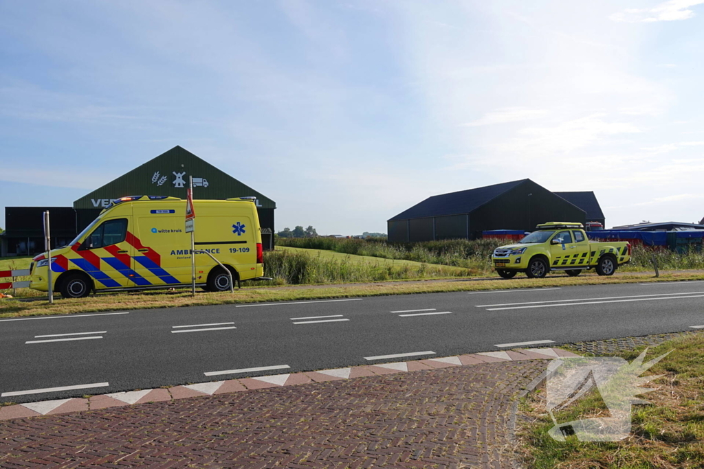 Brommerrijder naar ziekenhuis na aanrijding met auto