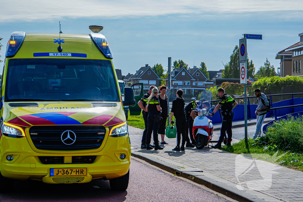 Bestuurster scooter gewond bij botsing met step