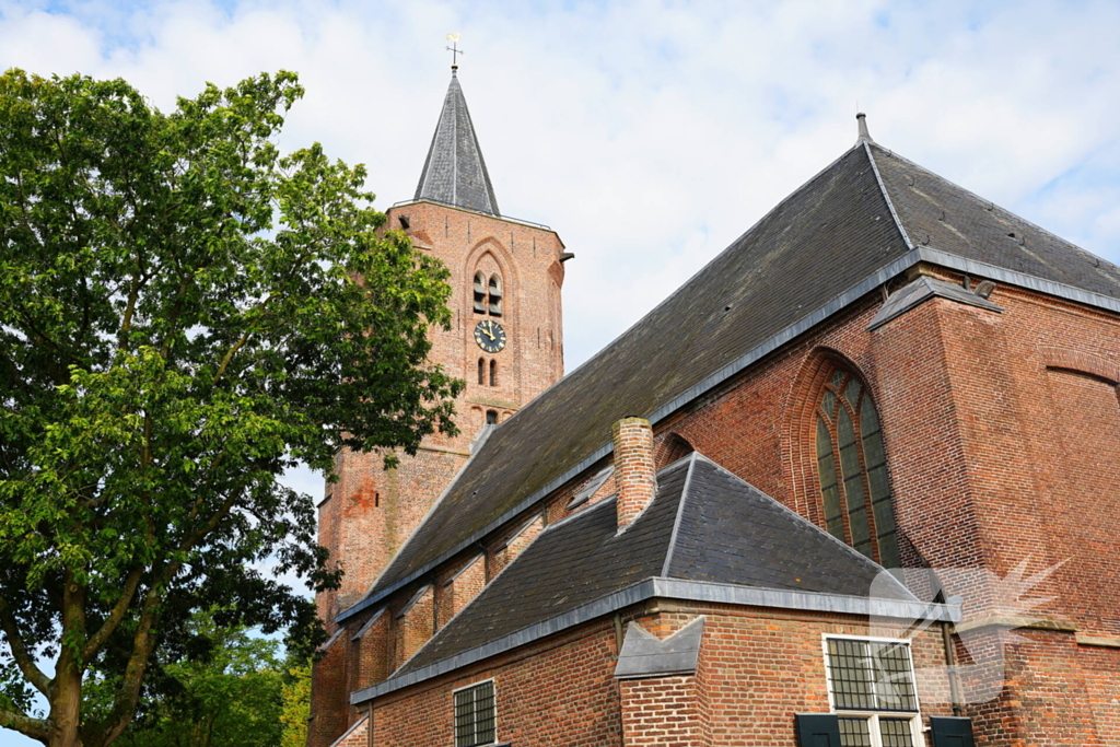 Klok van kerk luidt door na verontwaardiging