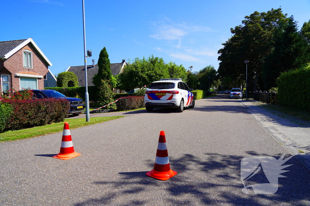 Politie start onderzoek naar aantreffen overledene