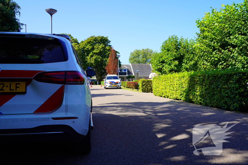 Politie start onderzoek naar aantreffen overledene