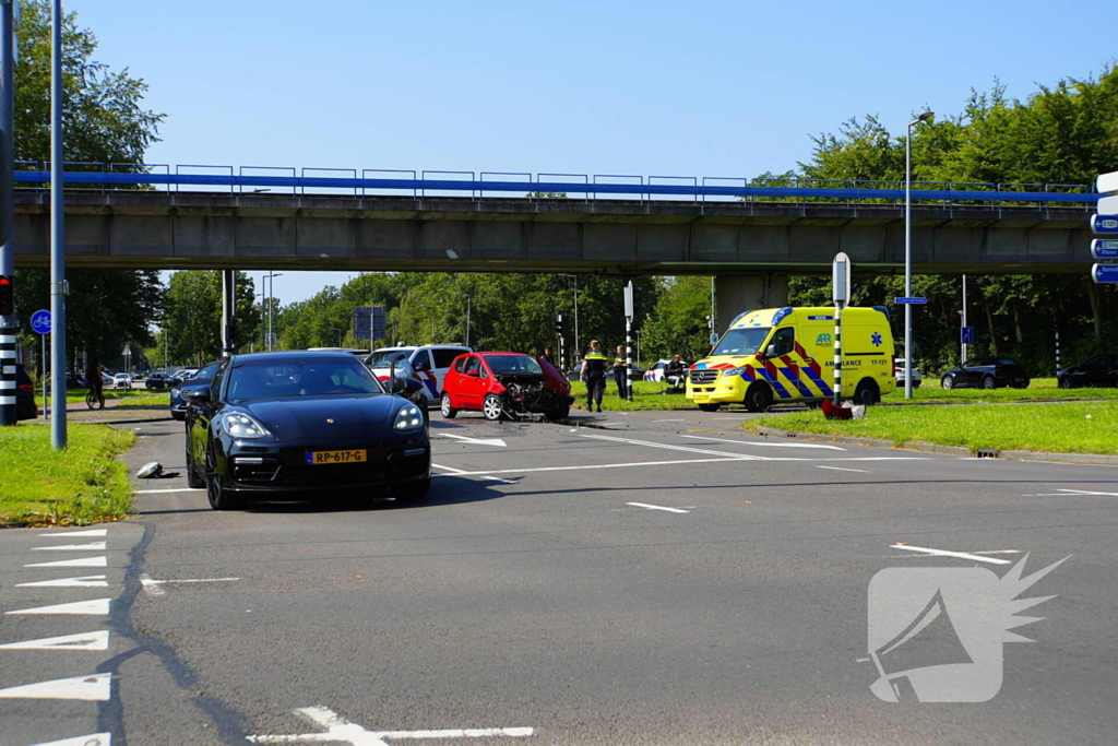 Porsche bestuurder aangehouden na veroorzaken ongeval met gewonde