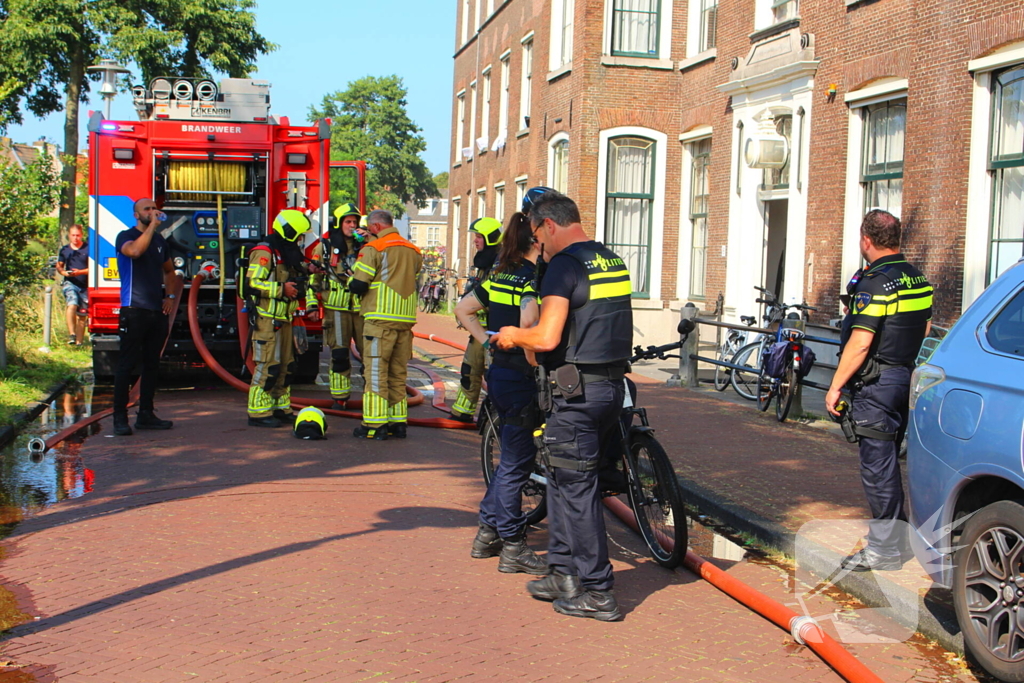 Vluchtelingenopvang ontruimd door brandend bankstel