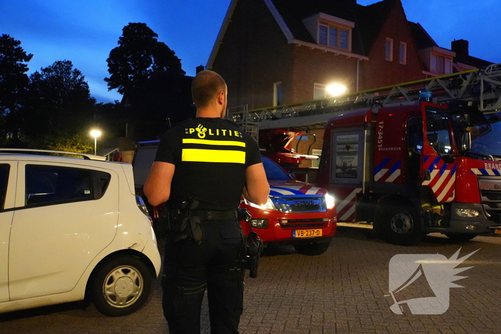 Pannetje op vuur zorgt voor brandweer inzet, bewoners niet thuis