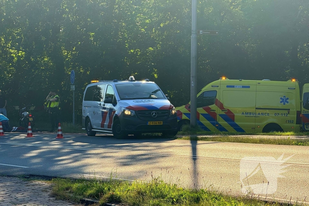 Automobilist schept motorrijder