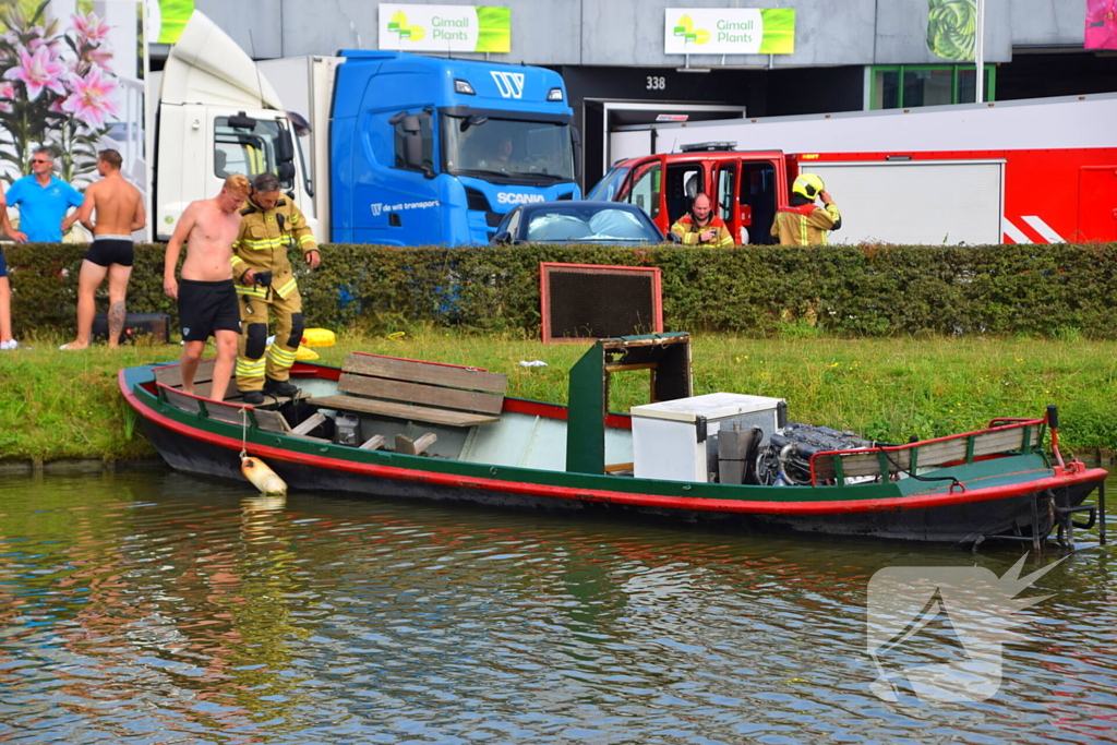 Brand op boot snel onder controle