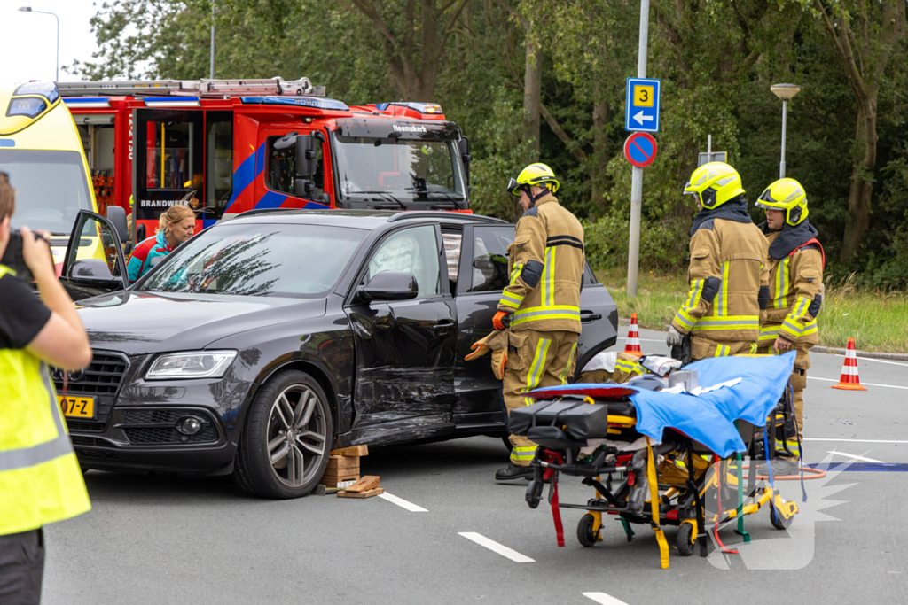 Brandweer bevrijdt beknelde automobilist