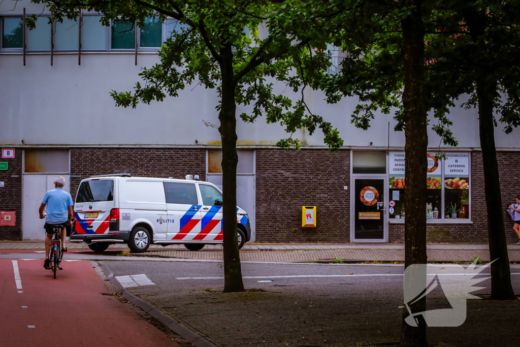 Politie zoekt man na verdachte situatie in winkelcentrum