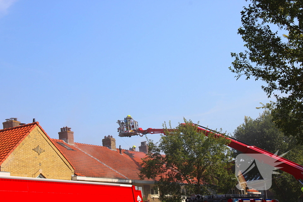 Veel hulpdiensten ingezet voor zeer grote brand