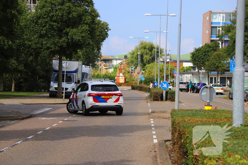 Fietser gewond bij aanrijding, autoruit gebarsten