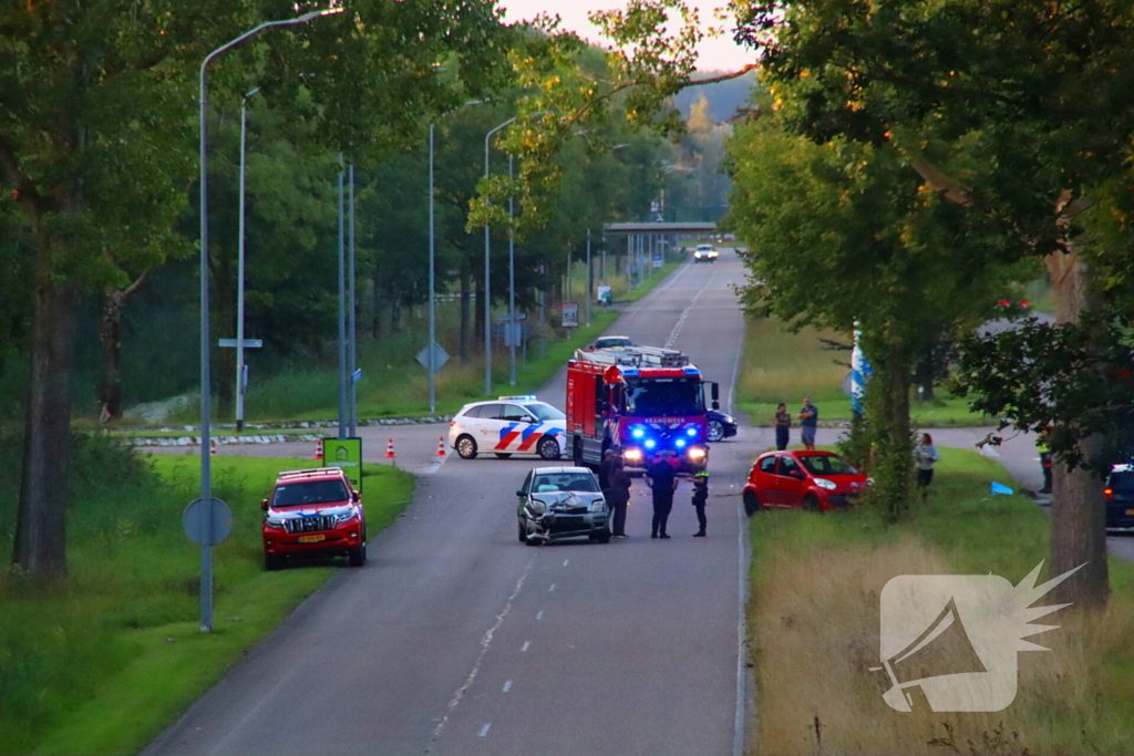 Gewonden na botsing op kruispunt