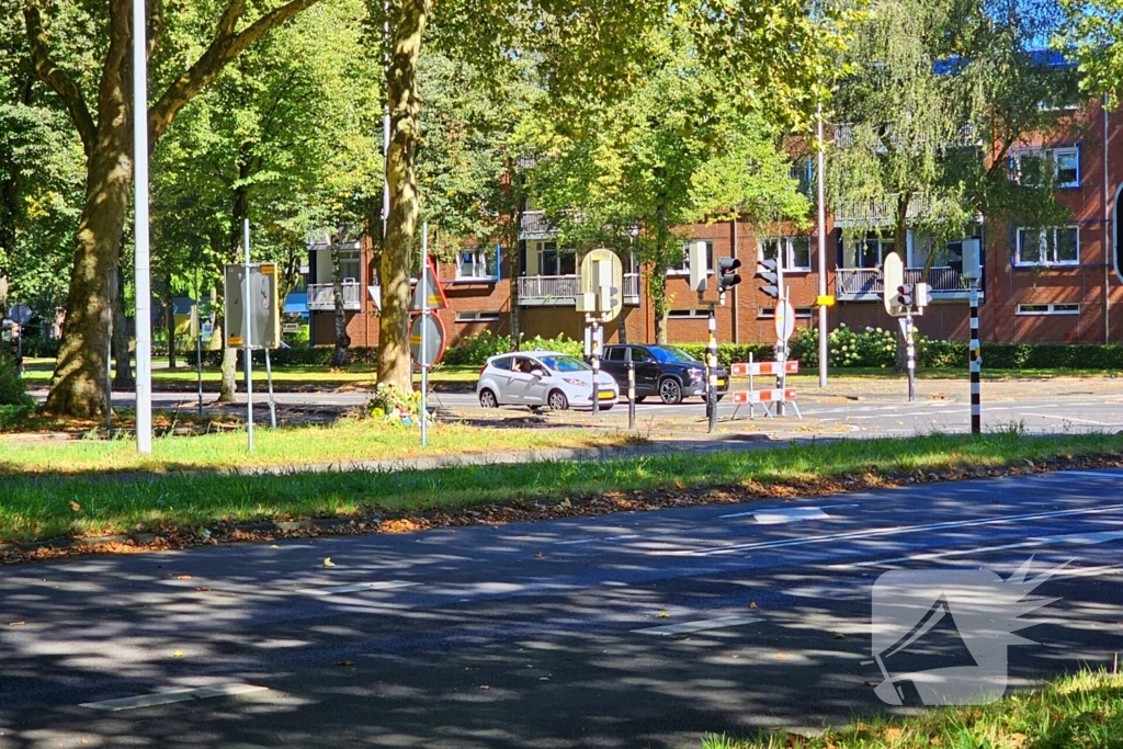 12-jarige jongen overleden na aanrijding met vrachtwagen, herdenkingsplek ingericht