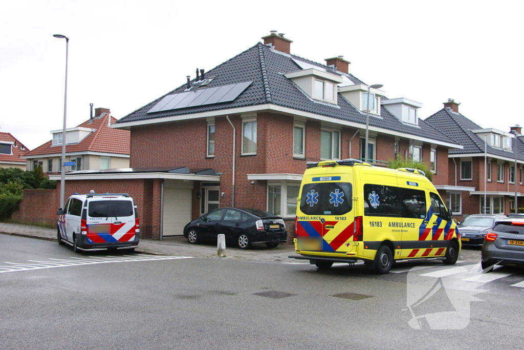 Fietser gewond naar ziekenhuis