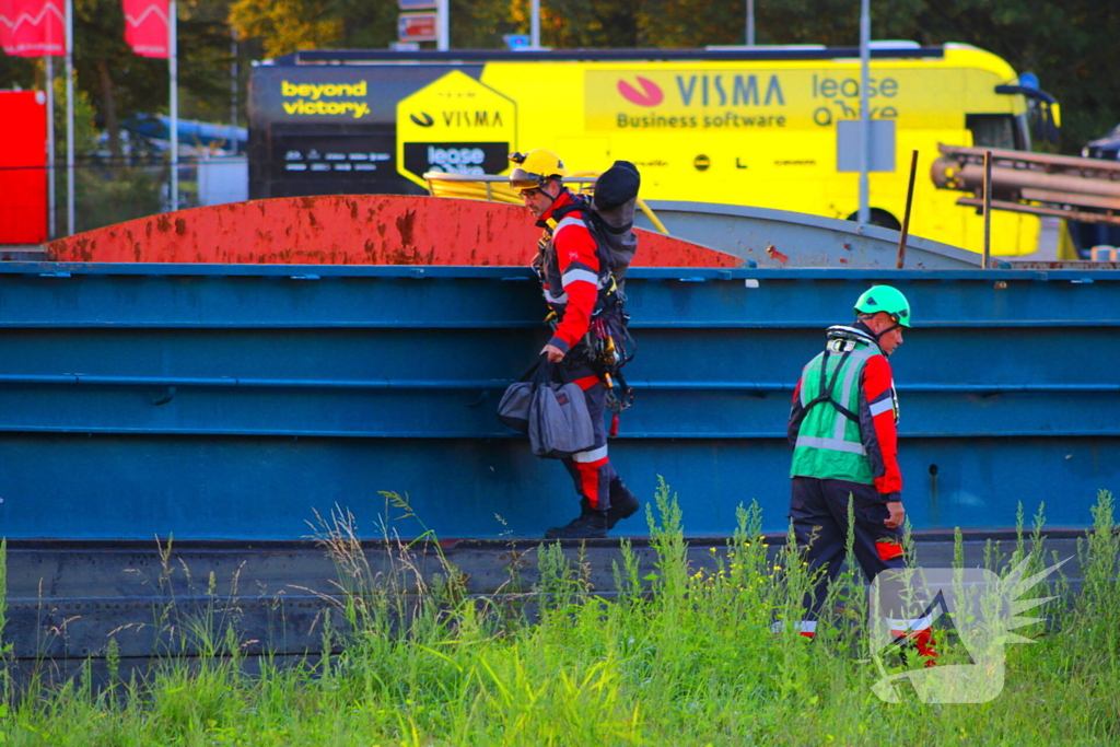 Hulpdiensten Ingezet voor Incident op binnenvaartschip