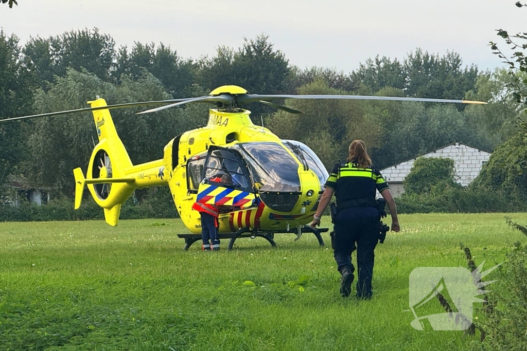 Fietser ernstig gewond, traumahelikopter ingezet