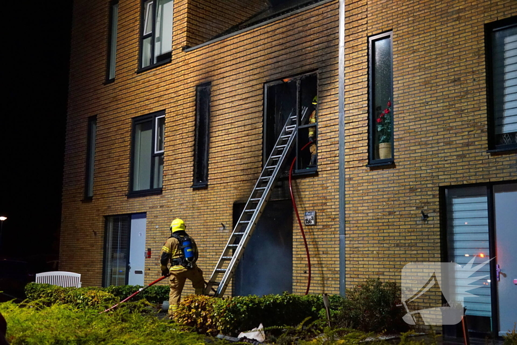 Buurtbewoners geëvacueerd wegens uitslaande brand