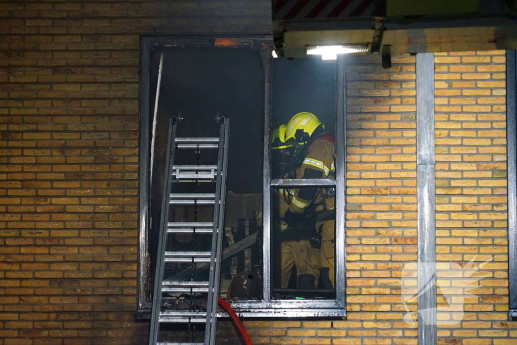 Buurtbewoners geëvacueerd wegens uitslaande brand