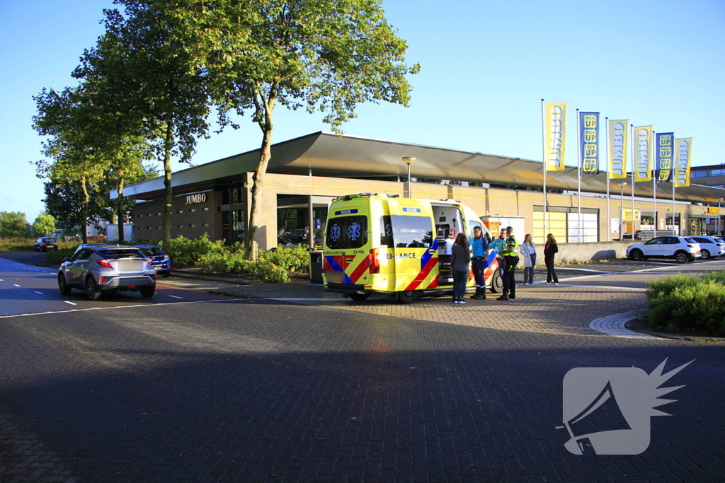 Laagstaande zon veroorzaakt ongeval tussen auto en fietser