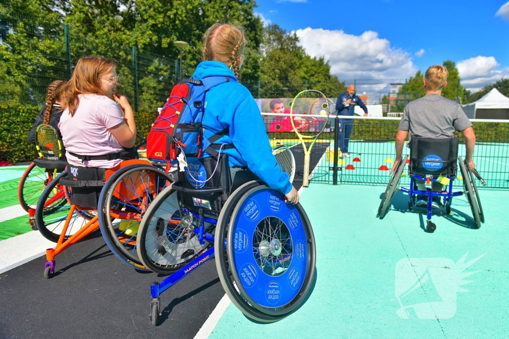 Diede de Groot heropent vernieuwde tennisbaan