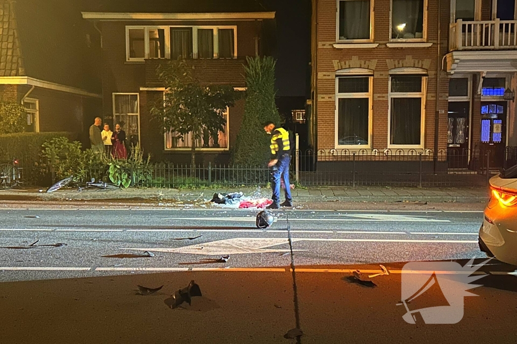 Scooterrijder gewond bij harde botsing met auto