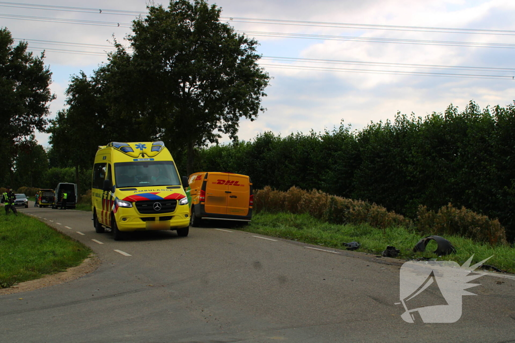 Buurtbus en bezorgbus klappen op elkaar