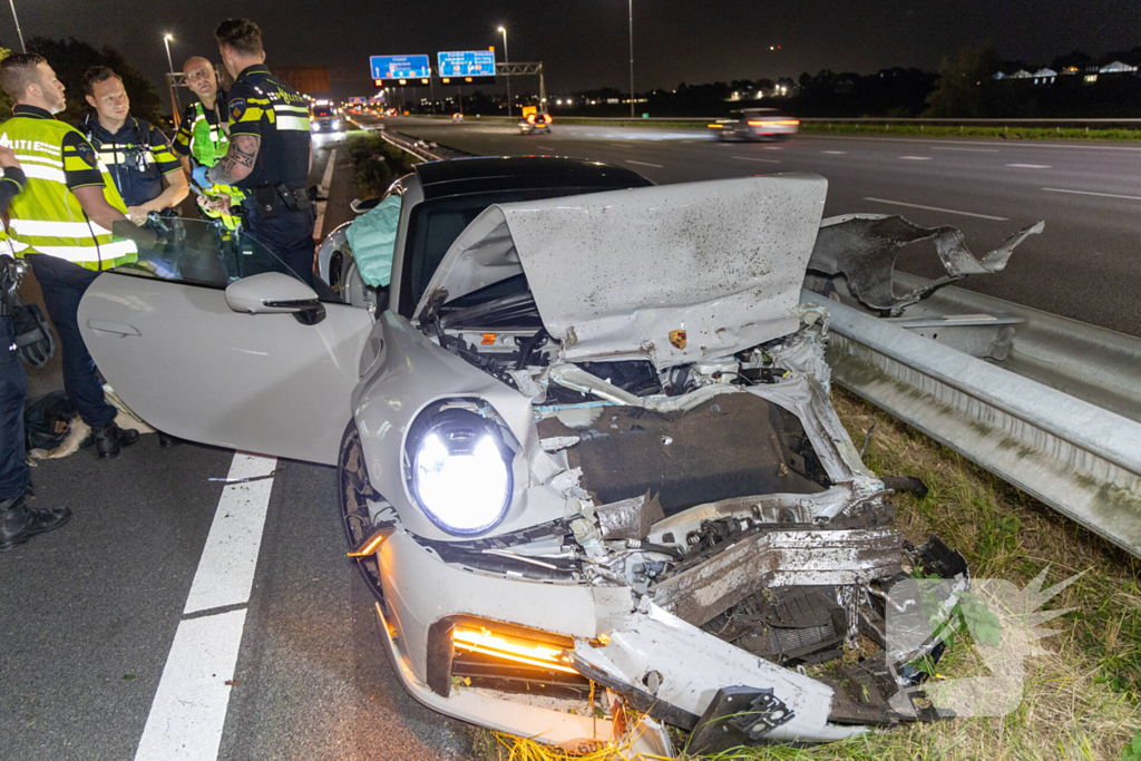 Peperdure Porsche total-loss na aanrijding