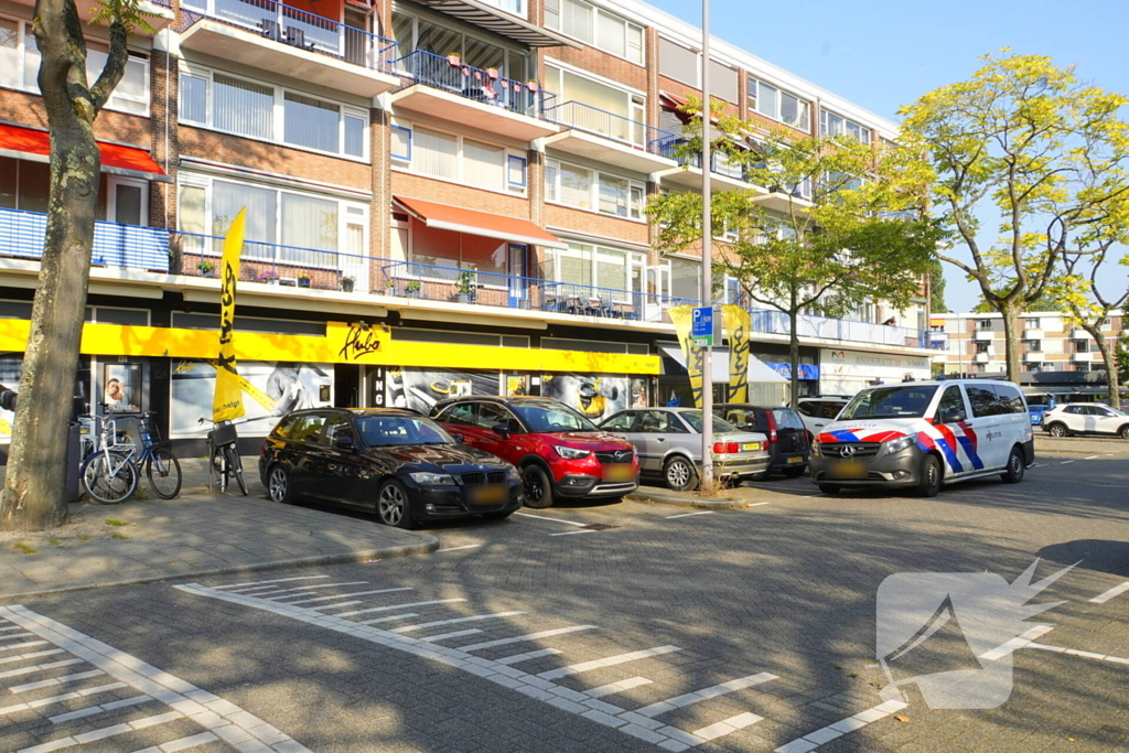 Gewapende overval op bouwmarkt: daders op scooters gevlucht