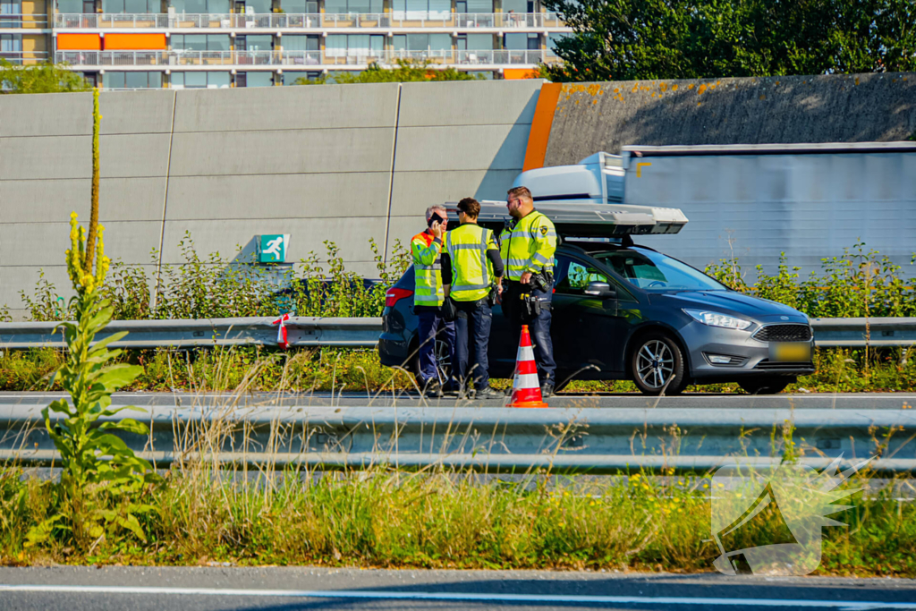 Gewonde na kop-staart aanrijding op snelweg