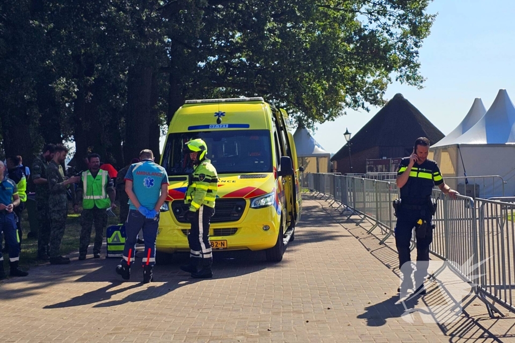 Parachutist zwaargewond bij ongeval op evenemententerrein